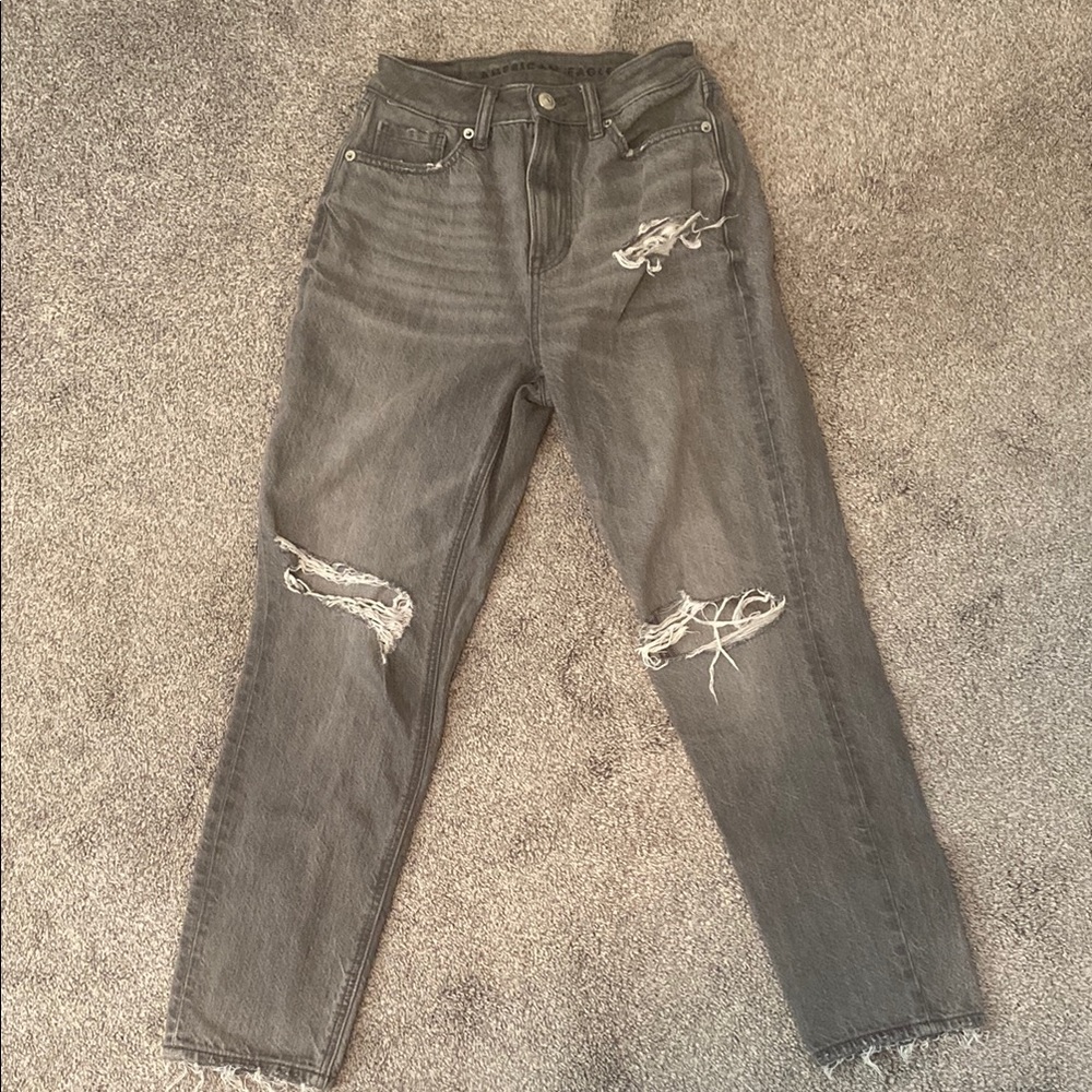 American Eagle gray mom jeans
